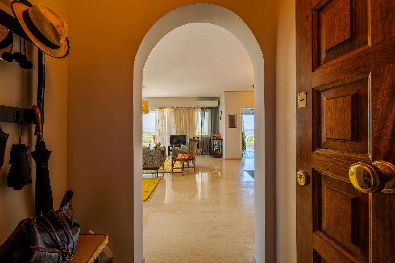 Spacious Apartment In Kavouri Афины Экстерьер фото